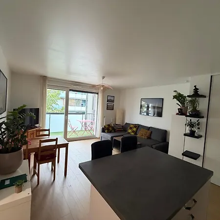 Rue Appartement *